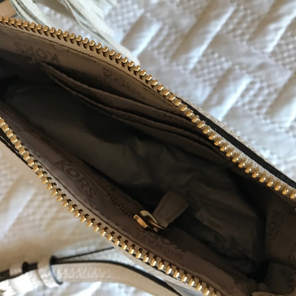 Michael Kors Bedford leather ecru crossbody bag